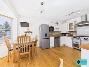 Kitchen/Diner- click for photo gallery